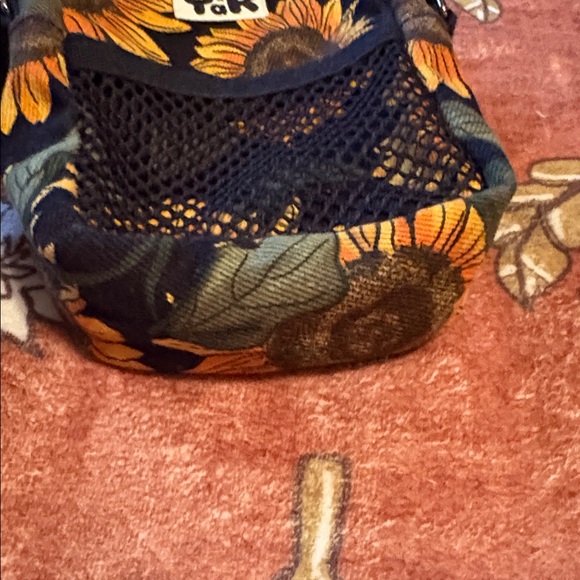 Lucy & Yak Sunflower Print Crossbody Bag - Picture 8 of 9